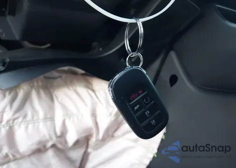 2024 Honda Cr-V Hybrid Sport-L from USA, damaged, VIN 7FARS5H81RE027171